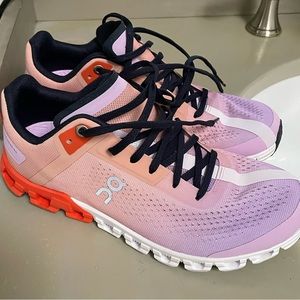 Beautiful brand new On shoes, been worn once, too small